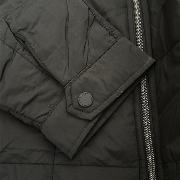 ROXY Boxy Black Quilted Zip-Front Jacket NWT L - Picture 4 of 5